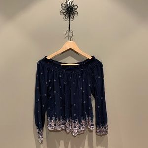 3/$15 off the shoulder long sleeve shirt